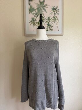 Old Navy Gray Pom-Pom Crewneck Sweater